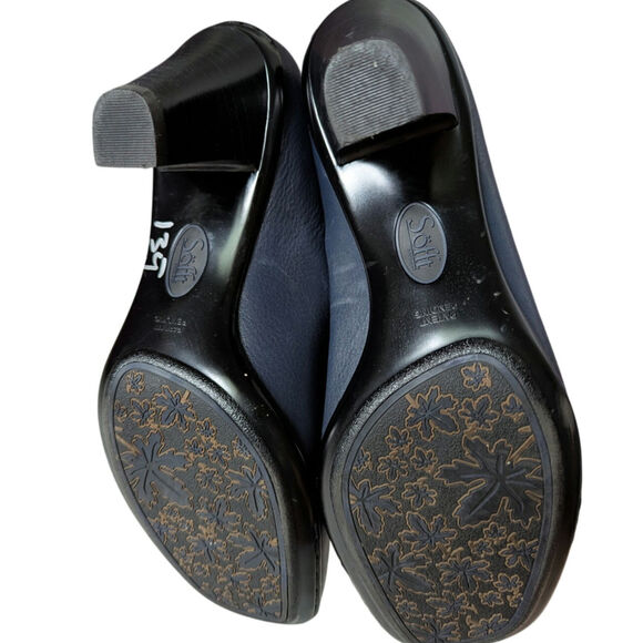 Sofft Rona Leather Comfort Heels in Navy Blue with Black Chain Detail Size 7.5 - Picture 7 of 7